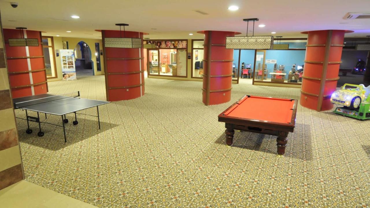 Noxinn Club Hotel Konaklı Exterior foto